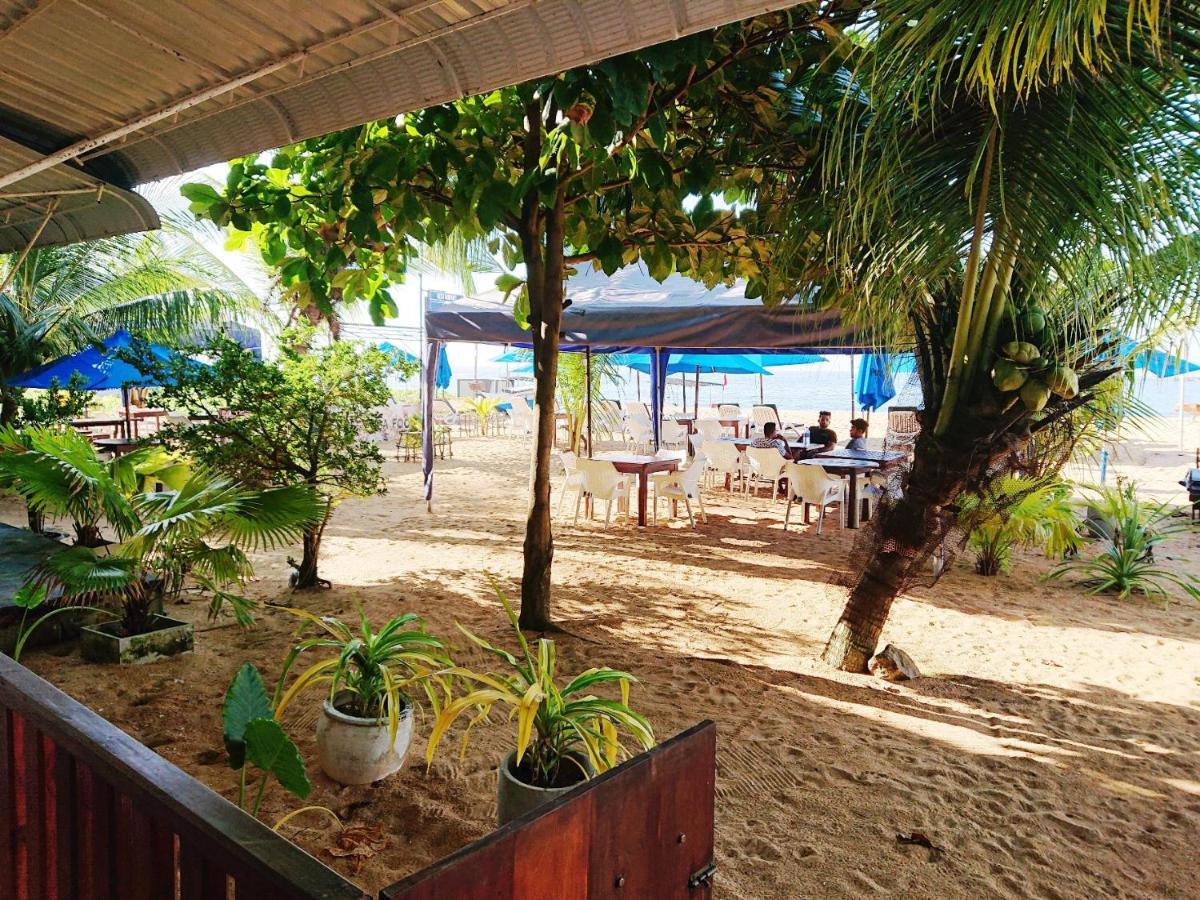 Peacock Beach Hotel Unawatuna Eksteriør billede