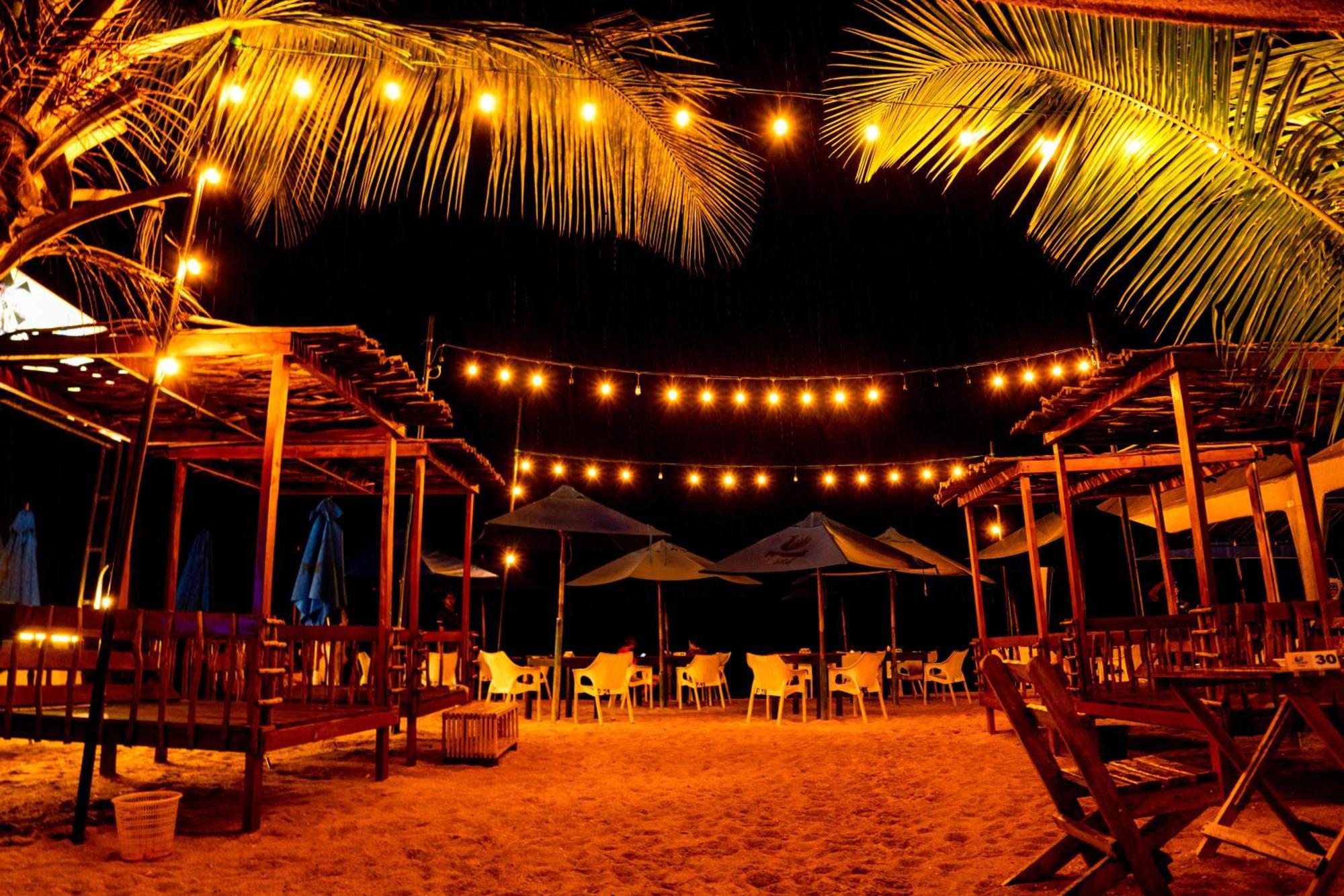 Peacock Beach Hotel Unawatuna Eksteriør billede