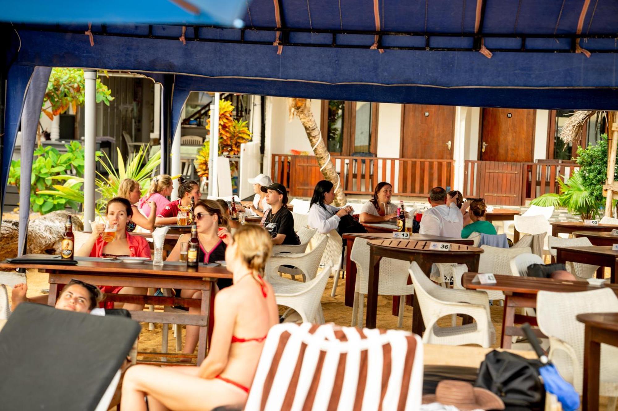 Peacock Beach Hotel Unawatuna Eksteriør billede